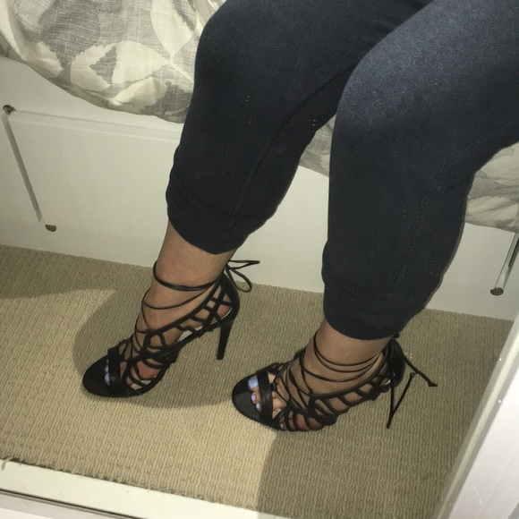 Dolce Vita Black Lace Up Heels - Picture 6 of 6